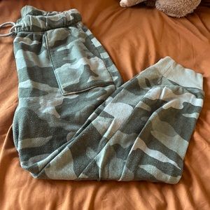 camouflage jogger sweats